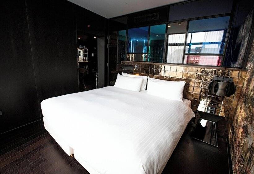 سوئیت با چشم‌انداز, Apollo Hotel Amsterdam, A Tribute Portfolio