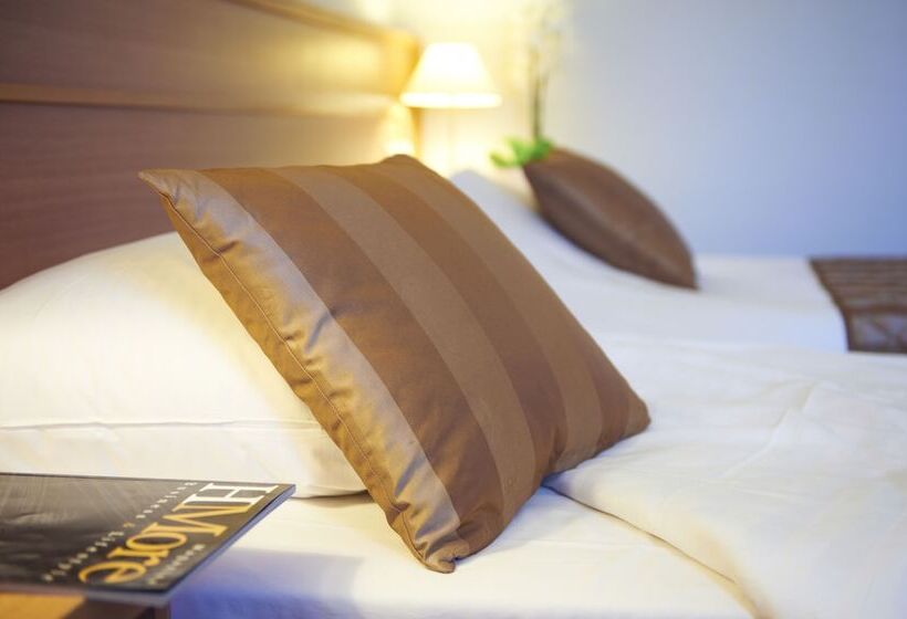 Номер Комфорт, Bastion Hotel Leiden Voorschoten