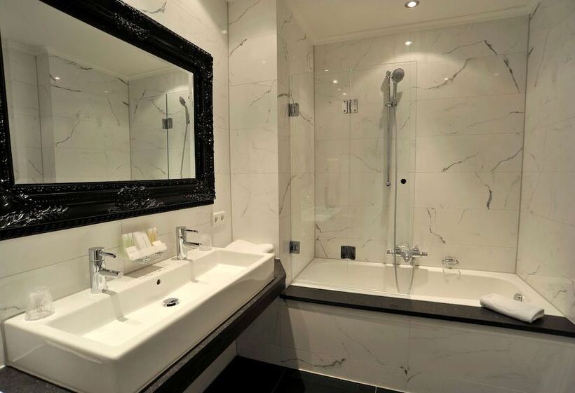 Номер Комфорт, Golden Tulip West Ende