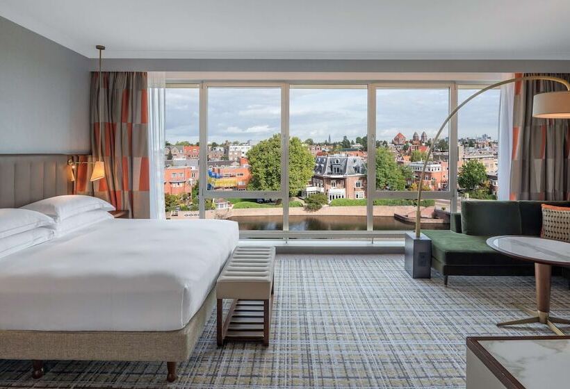 Полулюкс Кровать Кинг, Hilton Amsterdam
