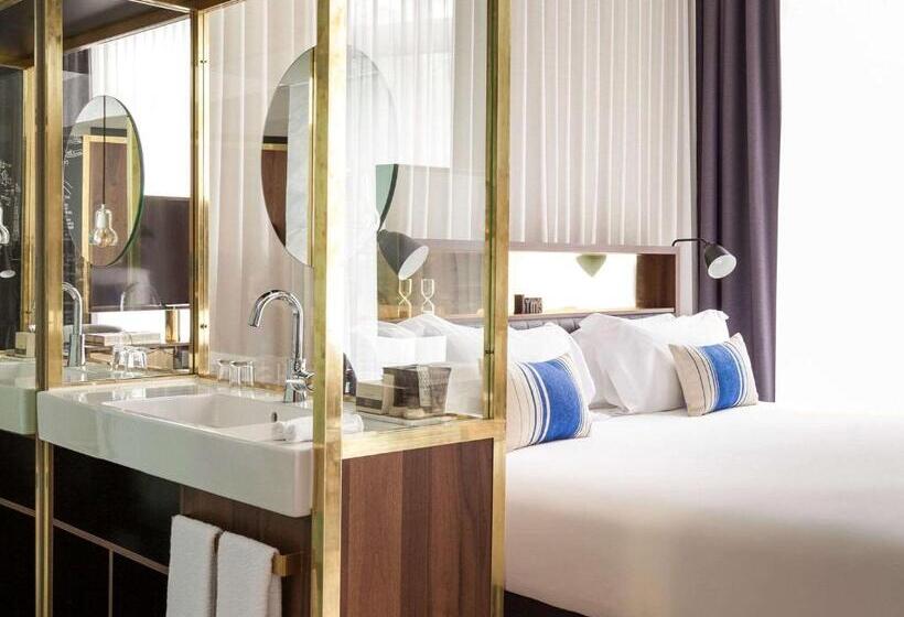 سوئیت جونیور با تخت بزرگ, Ink Hotel Amsterdam   Mgallery Collection