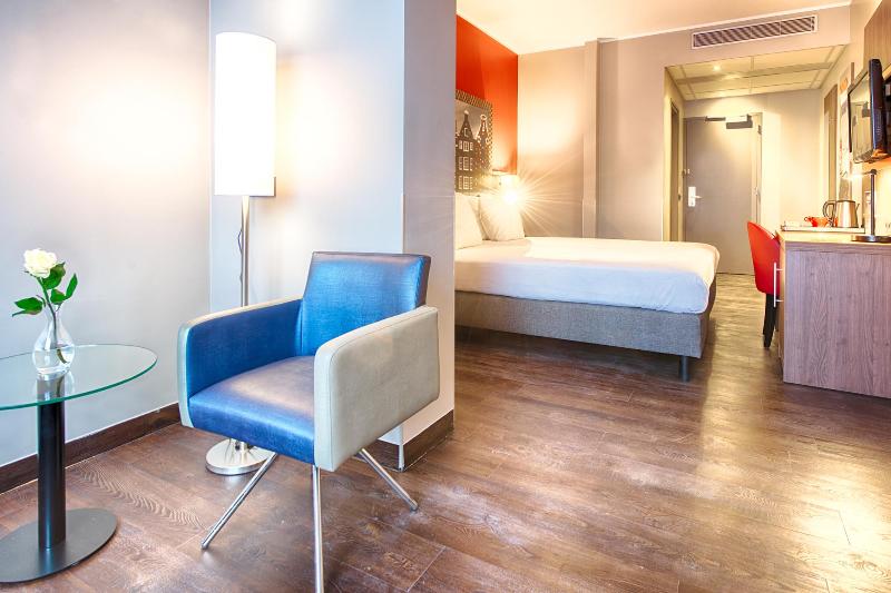 اتاق سوپریور چهار تخته, Leonardo Hotel Amsterdam City Center