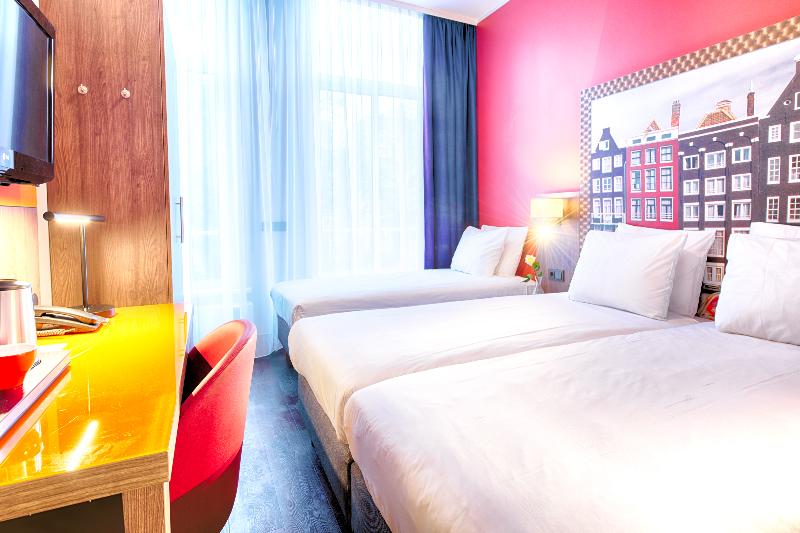 اتاق راحتی سه تخته, Leonardo Hotel Amsterdam City Center