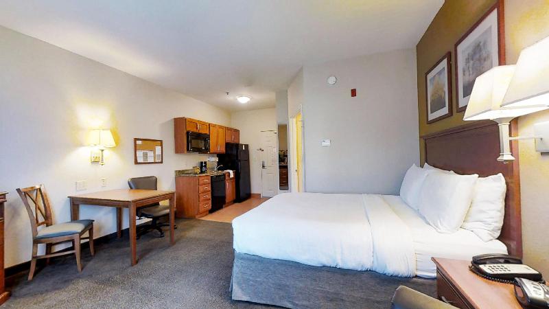 Номер Клуб, Leonardo Hotel Papendrecht