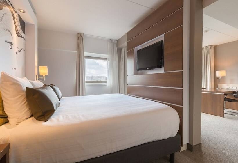 Номер Клуб, Leonardo Hotel Papendrecht