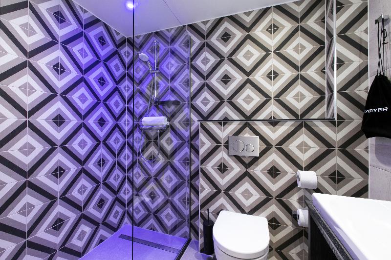 اتاق استاندارد با بالکن, Savoy Hotel Rotterdam