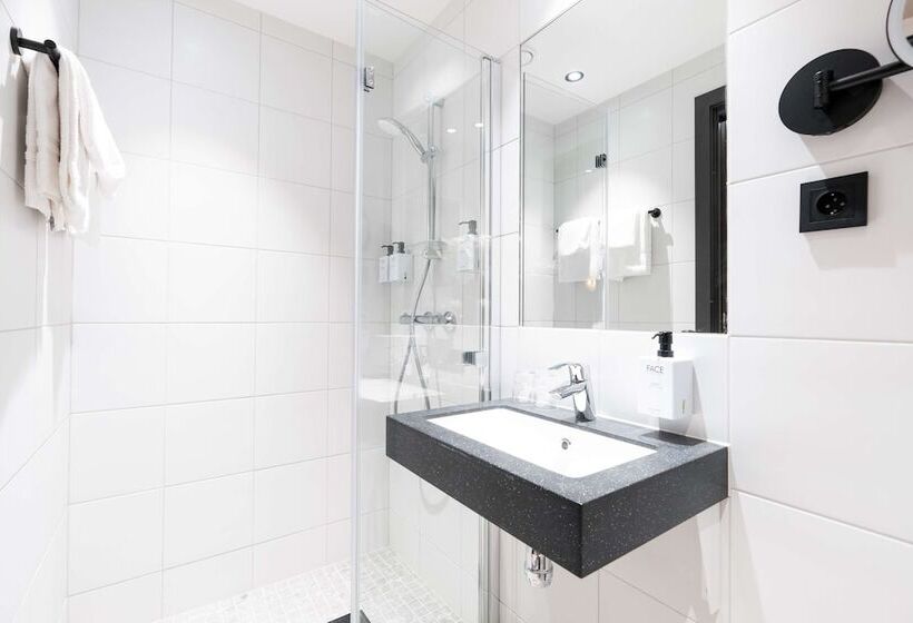 Семейный Номер, Scandic Torget Bergen