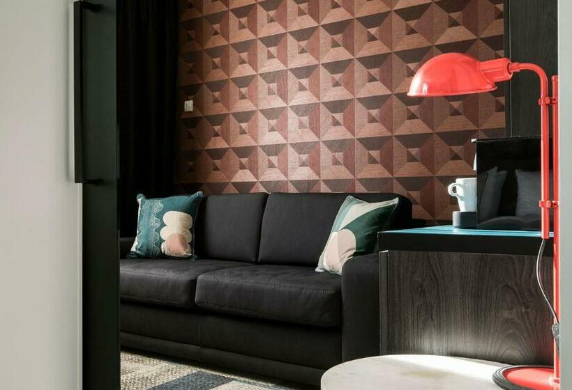 اتاق خانوادگی, Savoy Hotel Rotterdam