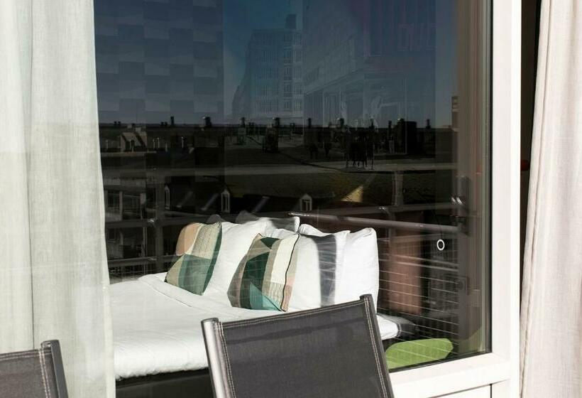 اتاق استاندارد با بالکن, Savoy Hotel Rotterdam