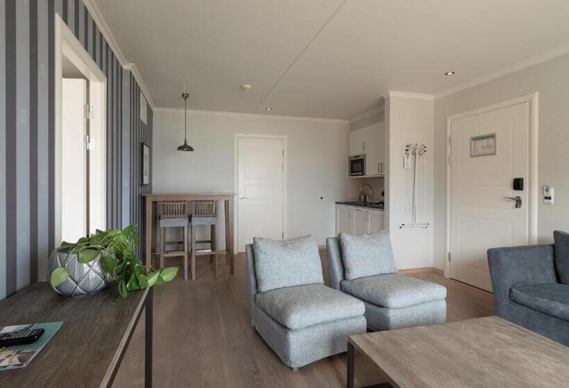 带1个卧室的带海景的公寓, Strand Hotel Fevik   By Classic Norway Hotels