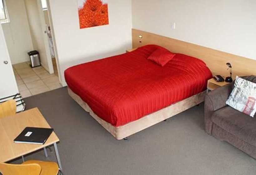 إستوديو قياسى, Taylors Motel