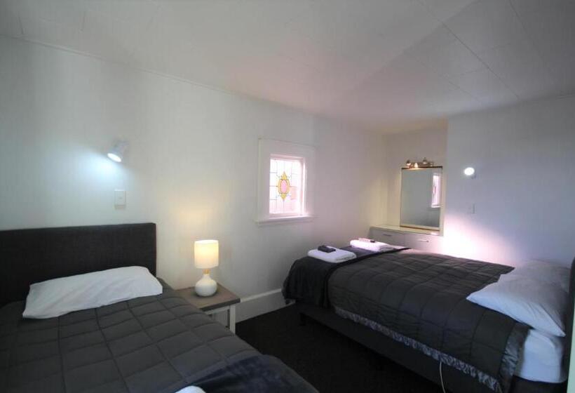 Апартаменты 3 Спальни, Beach Lodge Motels