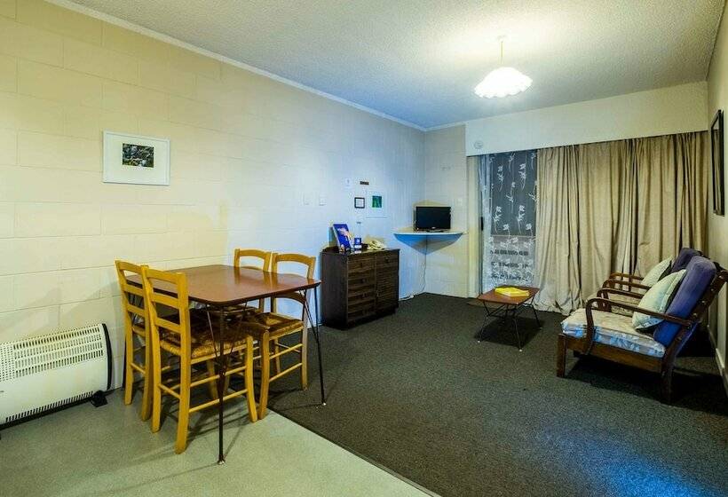 آپارتمان 1 خوابه, Claudelands Motel