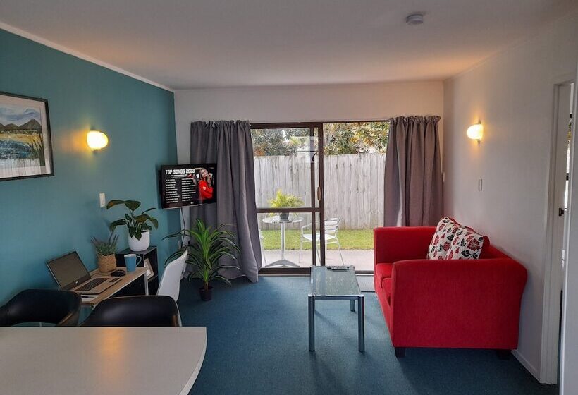 Апартаменты 1 Спальня, Marlin Court Motel