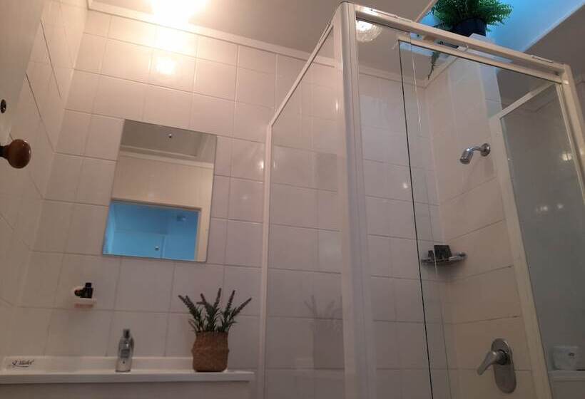 Апартаменты 2 Спальни, Marlin Court Motel