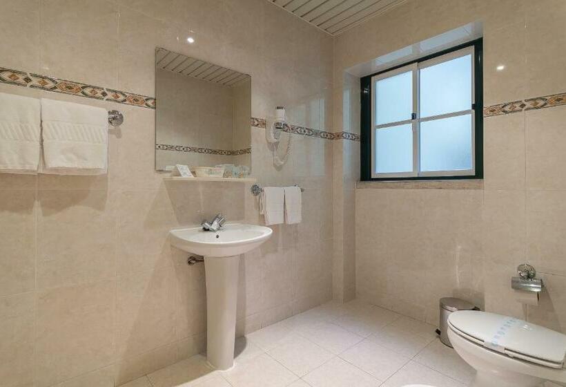 Standard Triple Room, Residencial Horizonte