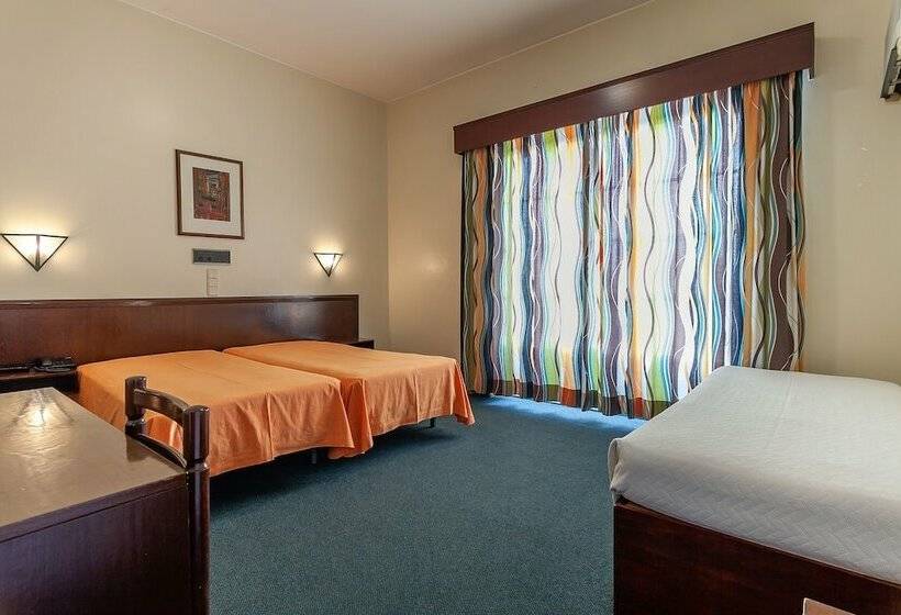 Standard Triple Room, Residencial Horizonte