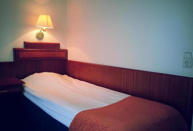 اتاق استاندارد یک نفره, Haparanda Stadshotell