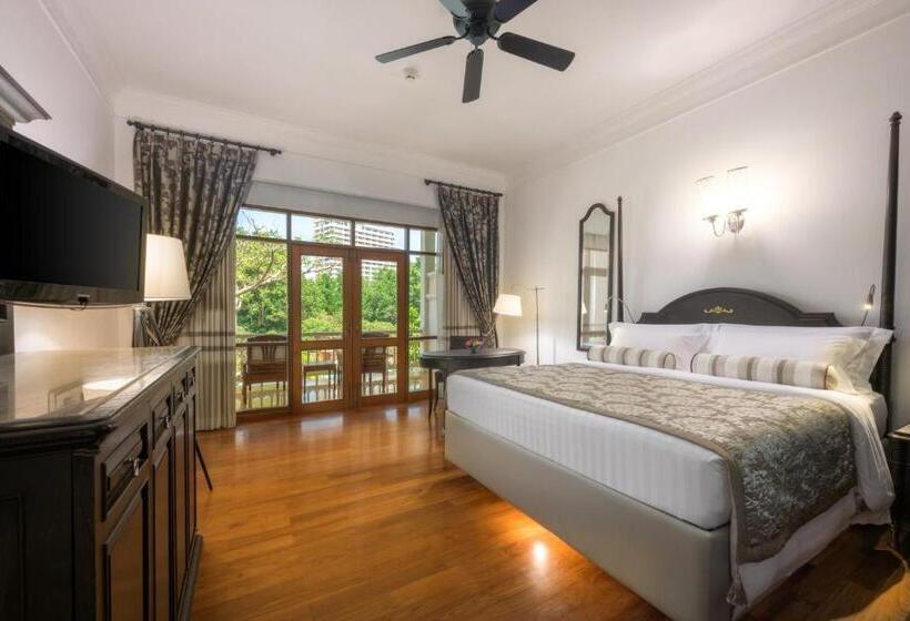 Номер Deluxe Кровать Кинг, Centara Grand Beach Resort & Villas Hua Hin