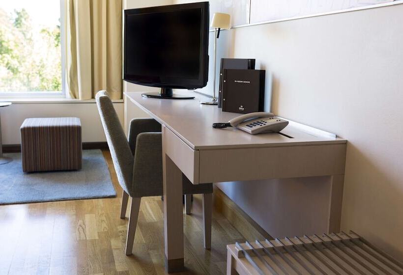 Номер Стандарт, Hilton Helsinki Kalastajatorppa