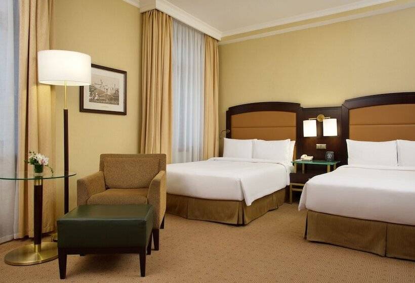 اتاق اجرایی, Hilton Moscow Leningradskaya