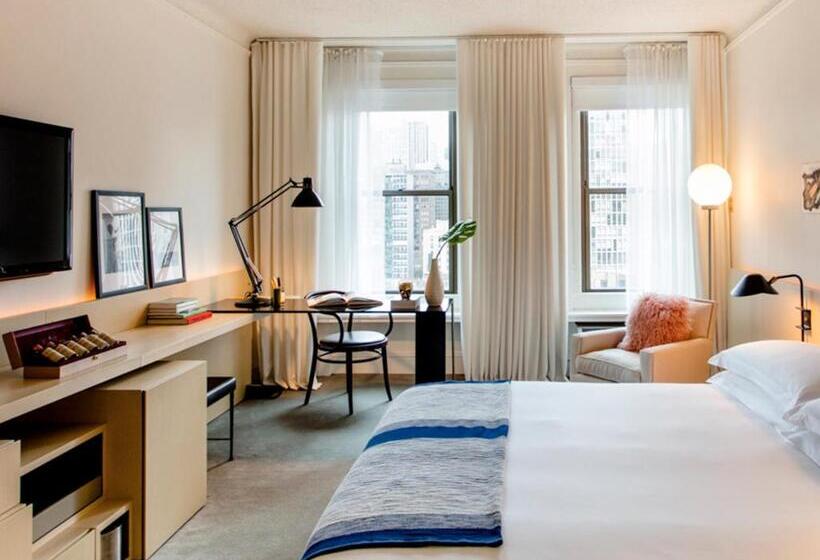 Номер Deluxe Кровать Кинг, Ambassador Chicago, Part Of Jdv By Hyatt