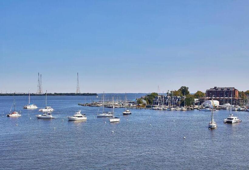 带海景的标准房, Annapolis Waterfront Hotel, Autograph Collection