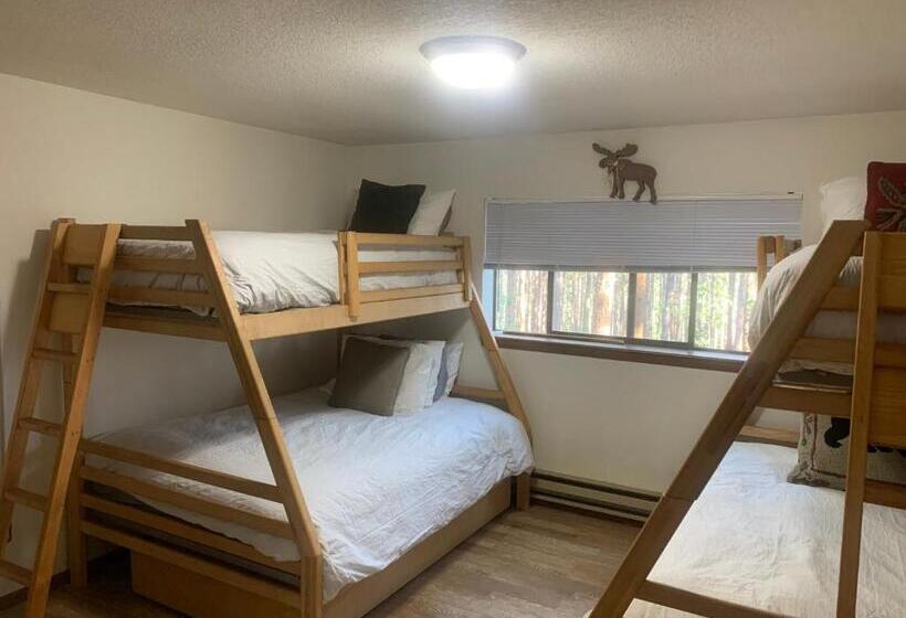 1베드룸 아파트 1층, Beaver Village Apartment