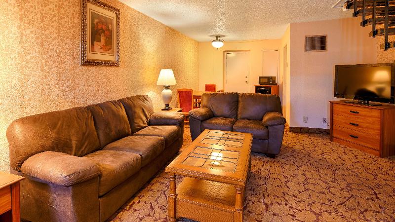 سوئیت با تخت بزرگ, Best Western Tulsa Airport