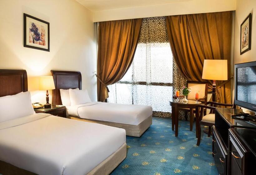 اتاق استاندارد سه نفره, Pyramisa Hotel Luxor