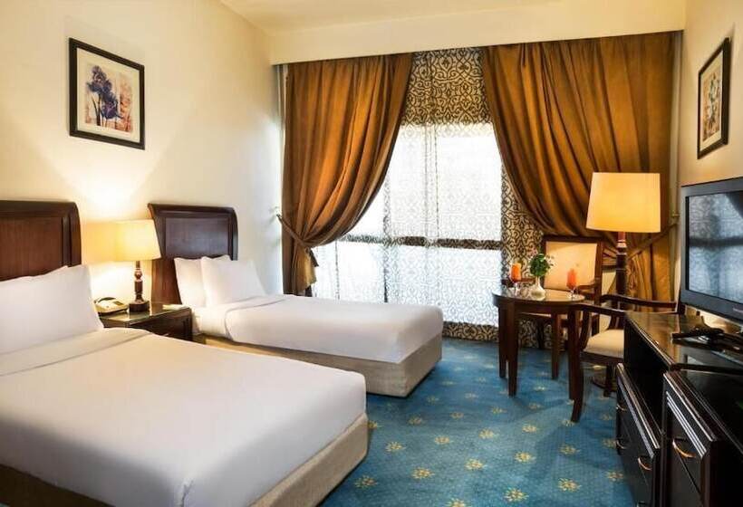 اتاق استاندارد با چشم‌انداز شهر, Pyramisa Hotel Luxor
