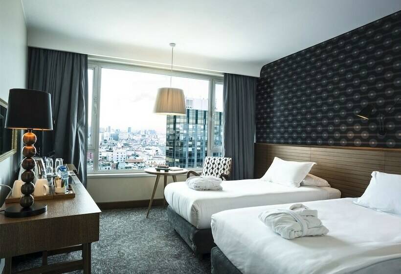 ファミリールーム, The Marmara Pera