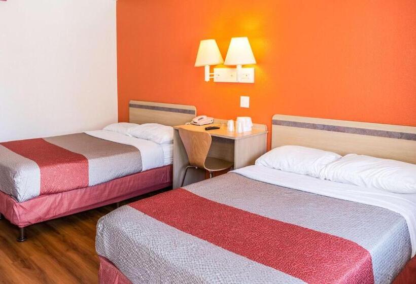 Четырехместный Номер Стандарт, Motel 6bakersfield, Ca  Convention Center