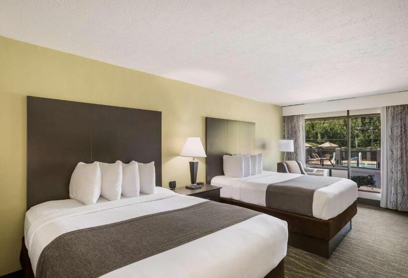 اتاق استاندارد, Best Western Asheville Blue Ridge Parkway
