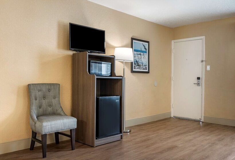 Номер Стандарт 2 Двуспальные Кровати, Best Western Space Shuttle Inn