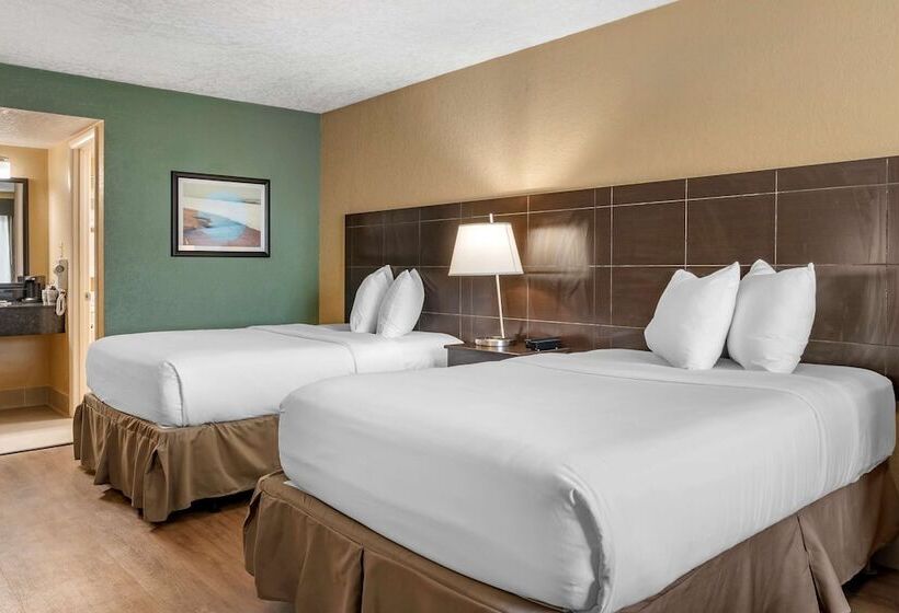Номер Стандарт 2 Двуспальные Кровати, Best Western Space Shuttle Inn