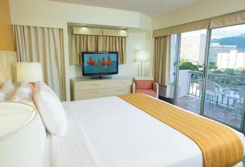 اتاق استاندارد با تخت بزرگ, Coconut Waikiki