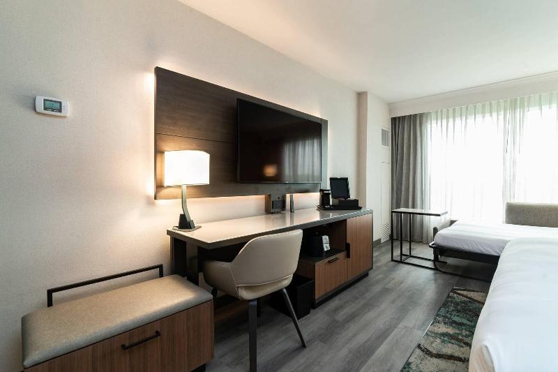 Quarto Estandar Cama King, Columbus Marriott