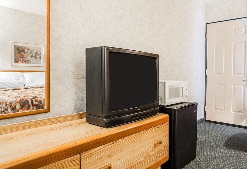 Номер Стандарт 2 Двуспальные Кровати, Econo Lodge Jefferson City