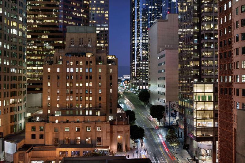 带大床的标准间, Hilton Checkers Los Angeles