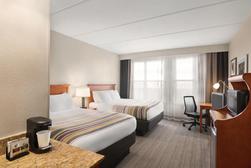 带大床的套房, Hilton Checkers Los Angeles