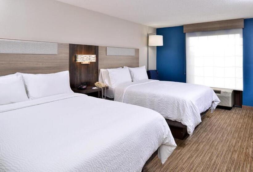 带2个双人床的标准工作室, Holiday Inn Express Winston Salem Medical Ctr Area