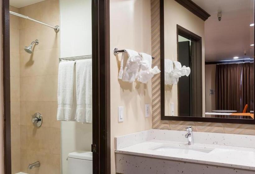 Family Suite, Redondo Pier Inn