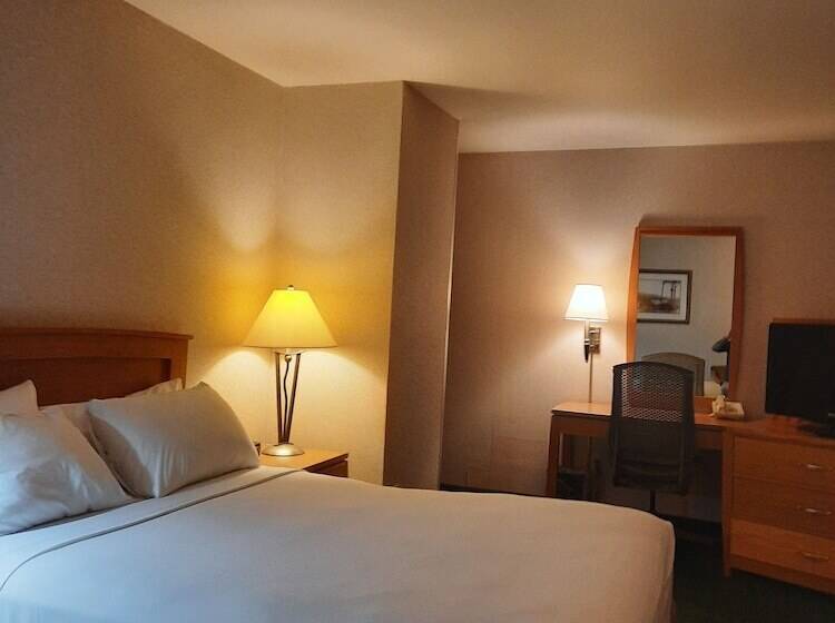 스탠다드 룸, Rivertree Inn & Suites