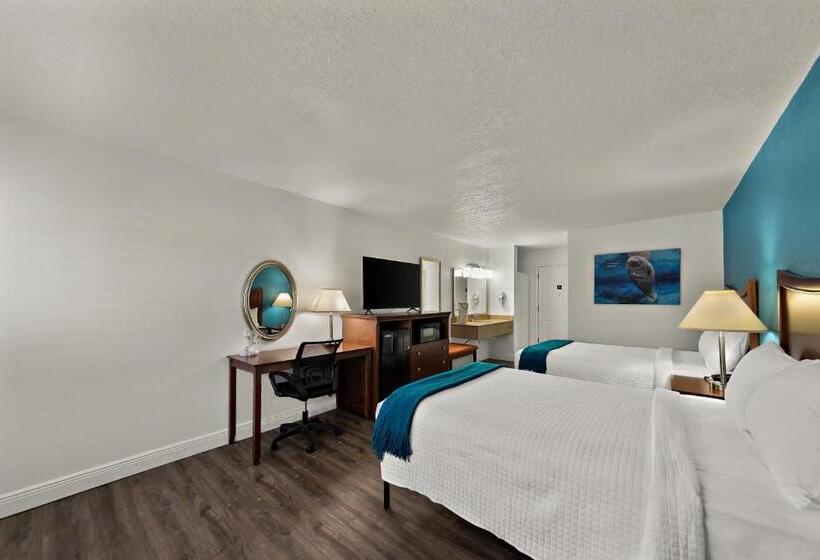 Номер Премиум, Paddletail Waterfront Lodge, Trademark Collection By Wyndham
