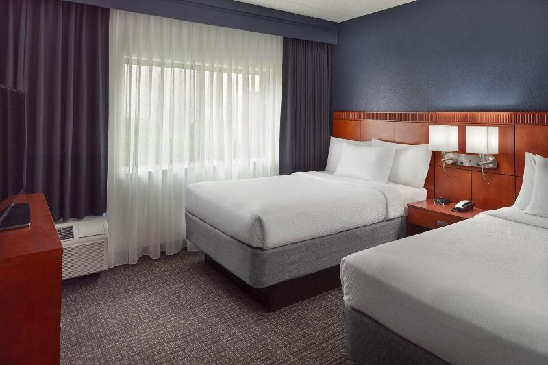 クイーンサイズベッドのスタンダードルーム, Courtyard By Marriott Tallahassee Downtown/capital