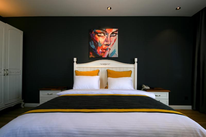 غرفة قياسية سرير كينج, Courtyard By Marriott Tallahassee Downtown/capital