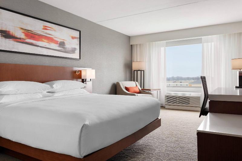 Стандартный Номер Кровать Кинг, Delta Hotels By Marriott   Indianapolis Airport