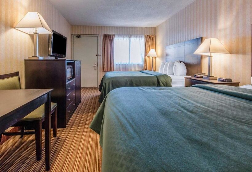 Номер Стандарт 2 Двуспальные Кровати, Quality Inn Barkeyville
