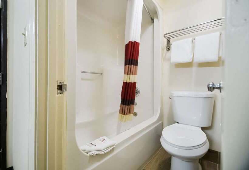 اتاق سوپریور با تخت بزرگ, Red Roof Inn Paducah